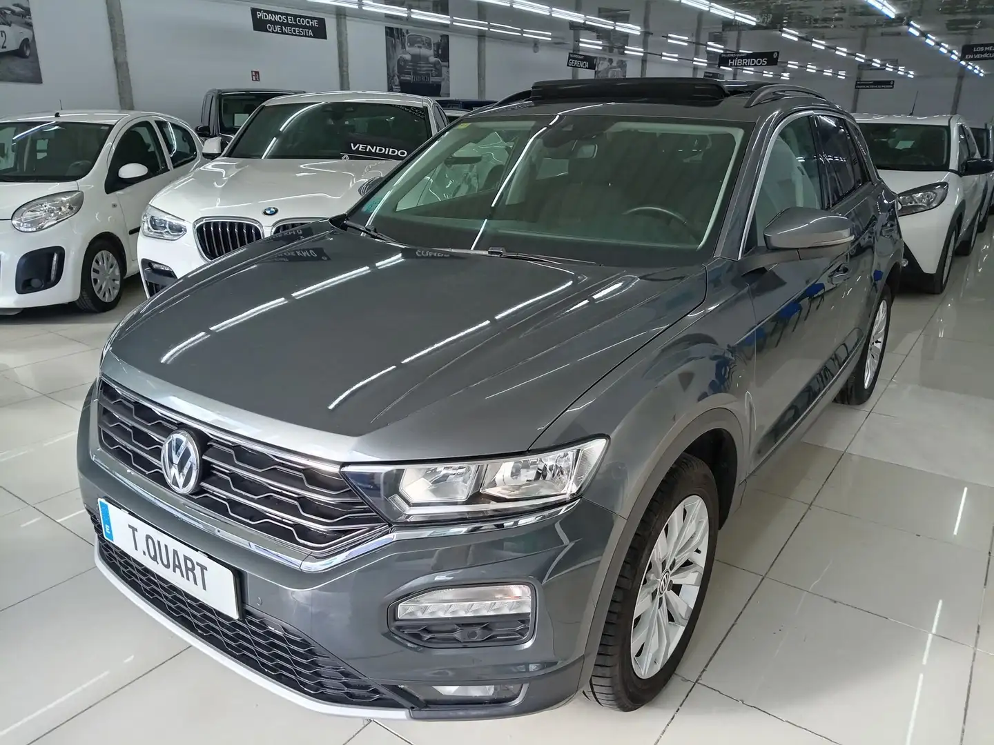 Volkswagen T-Roc 1.5 TSI Advance Gris - 2