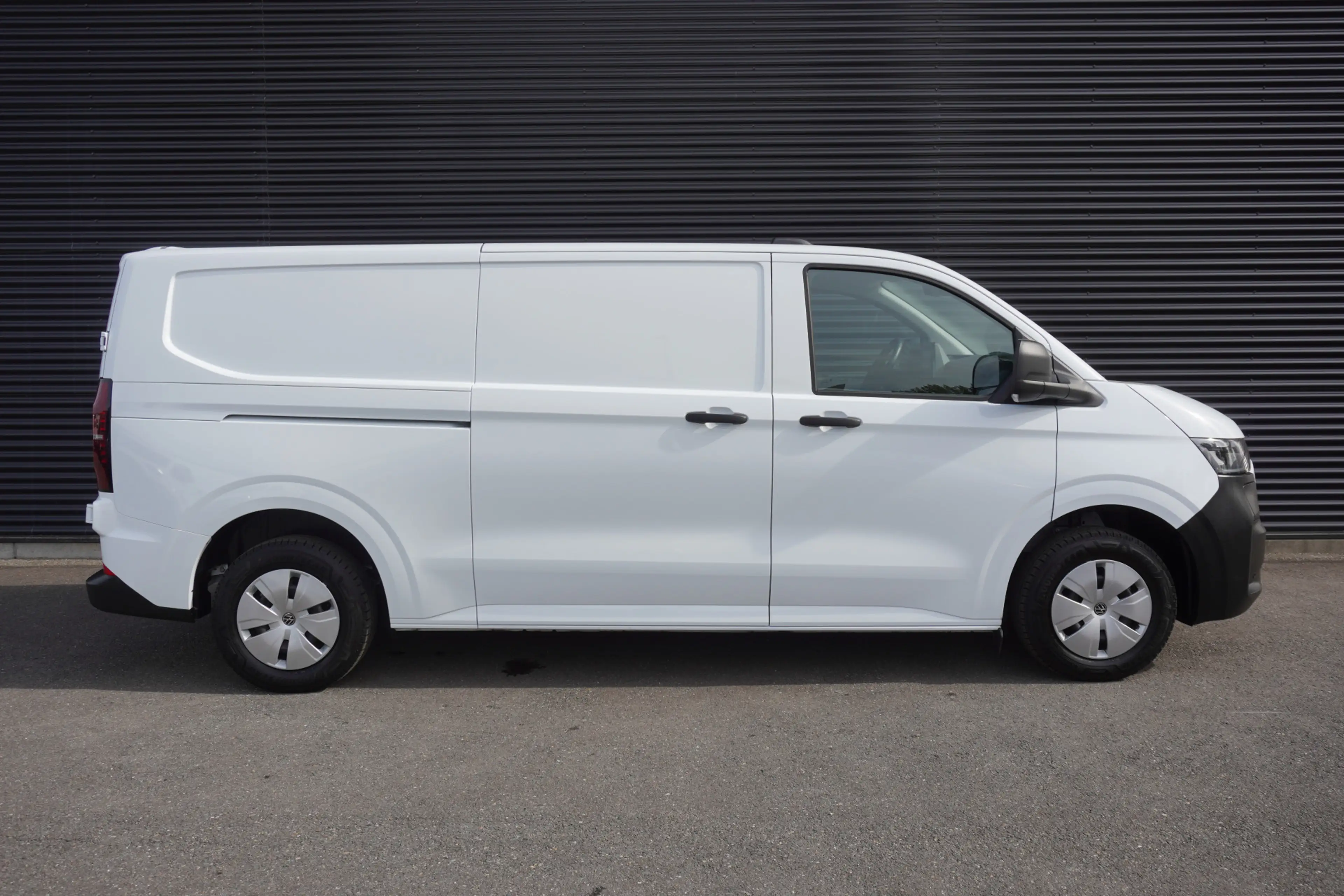 Volkswagen Transporter e-Transporter L2H1 71 kWh Life Apple carplay Trekh — photo 13