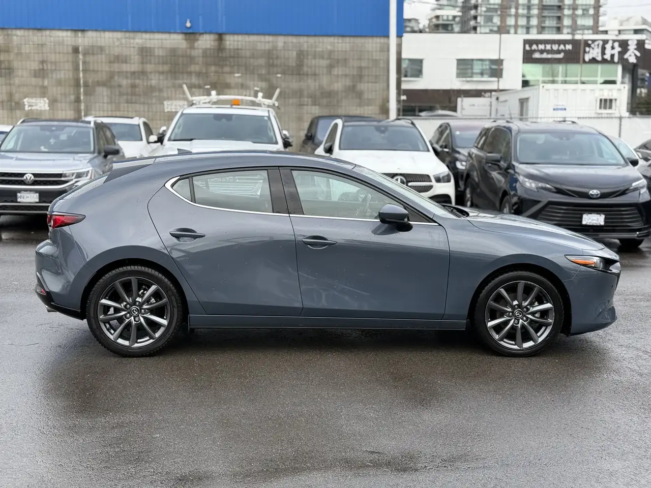 Mazda 3 снимка Mazda 3