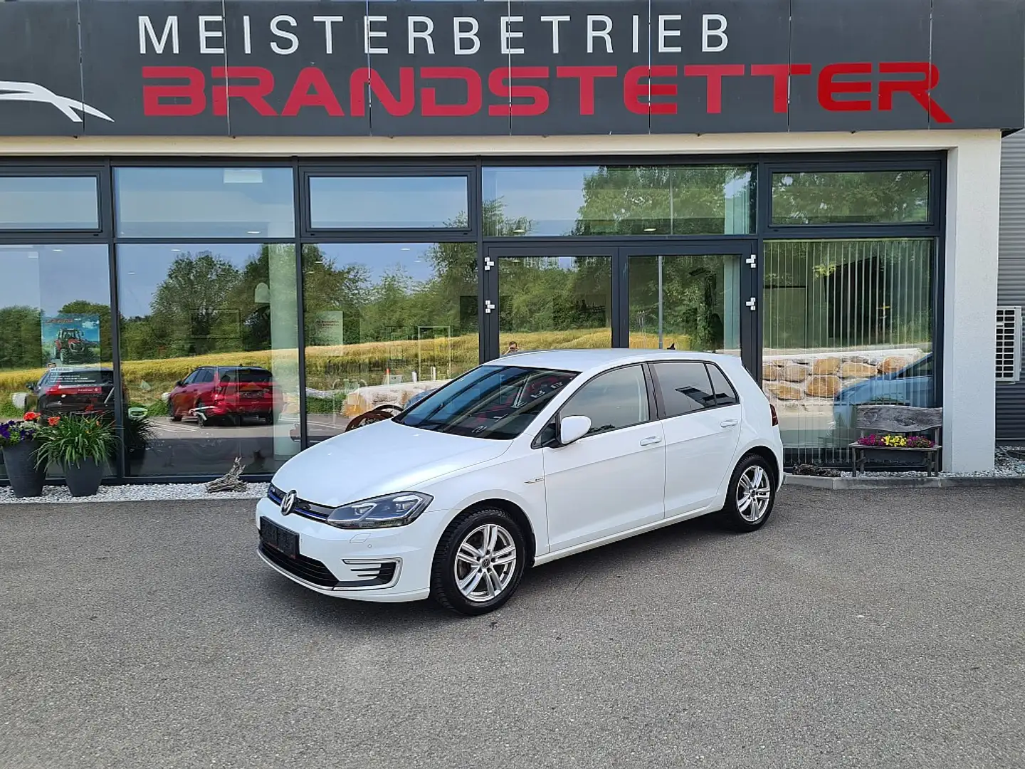 Volkswagen e-Golf 35,8kWh (mit Batterie) Wit - 1