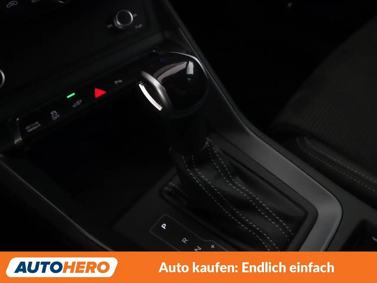 Audi Q3 45 TFSIe S line, миниатюра 29