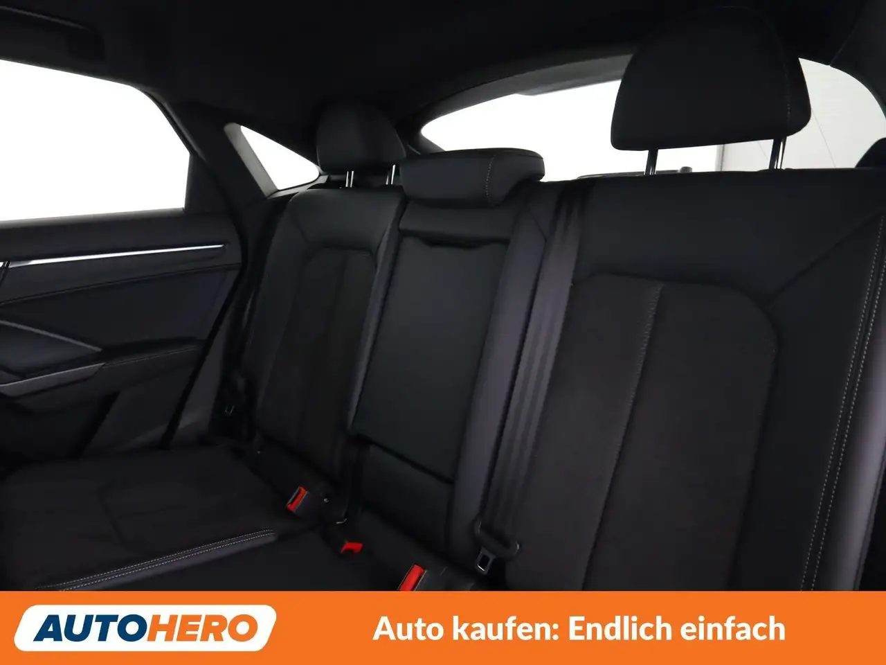 Audi Q3 45 TFSIe S line, миниатюра 14