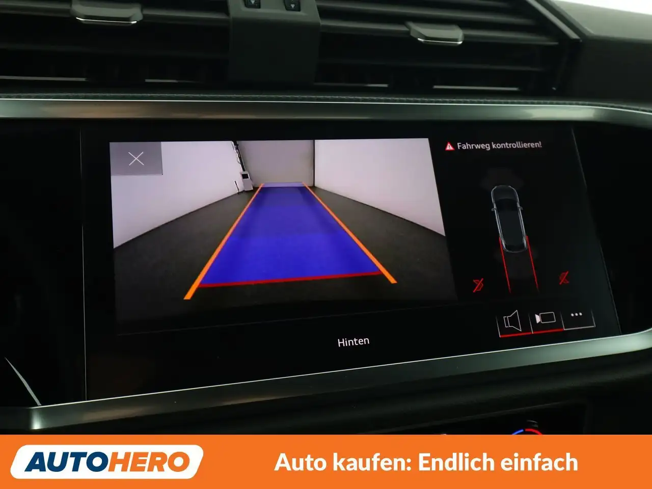 Audi Q3 45 TFSIe S line, миниатюра 22