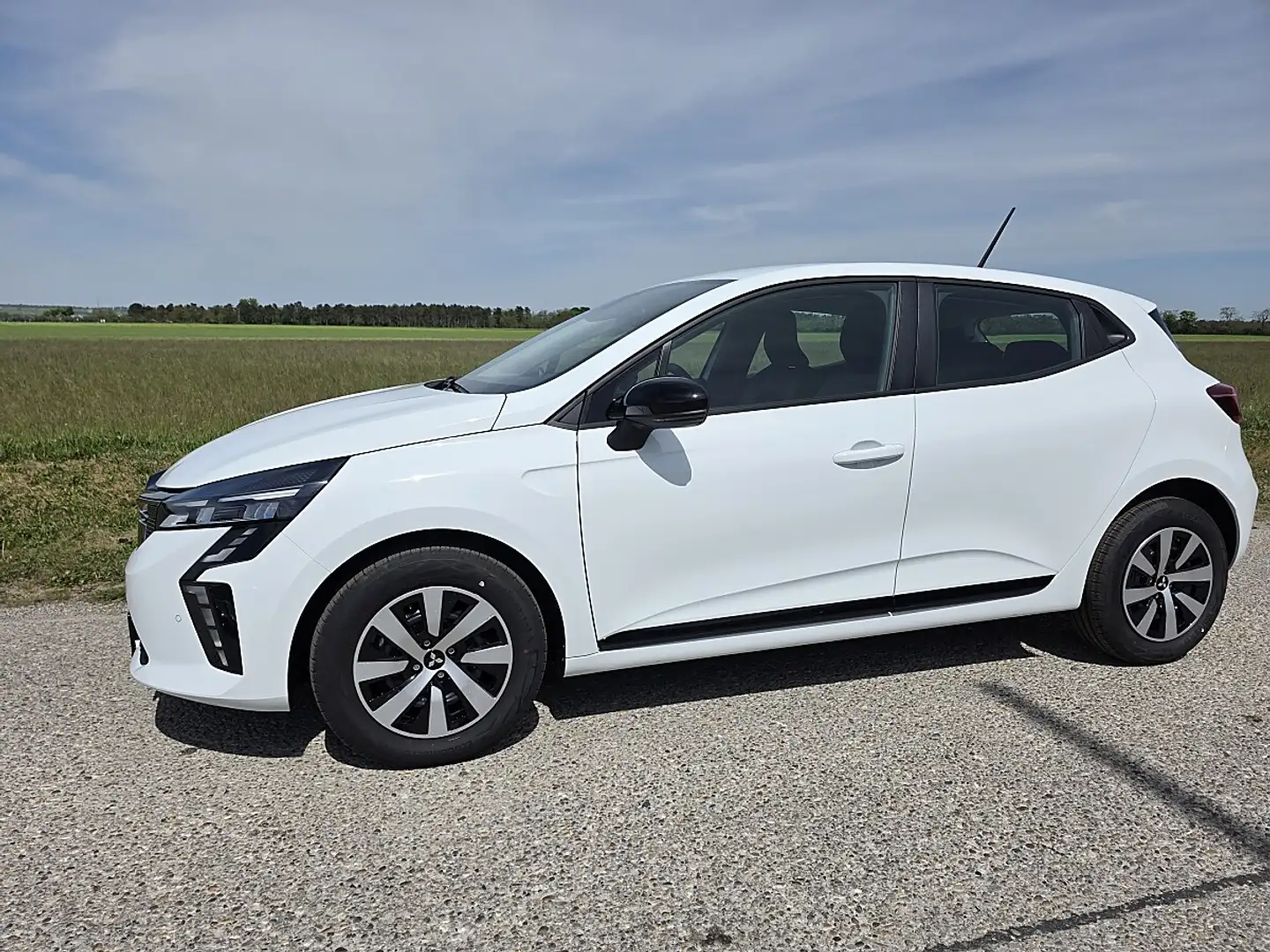 Mitsubishi Colt 1,0 MPI-T Invite Weiß - 2