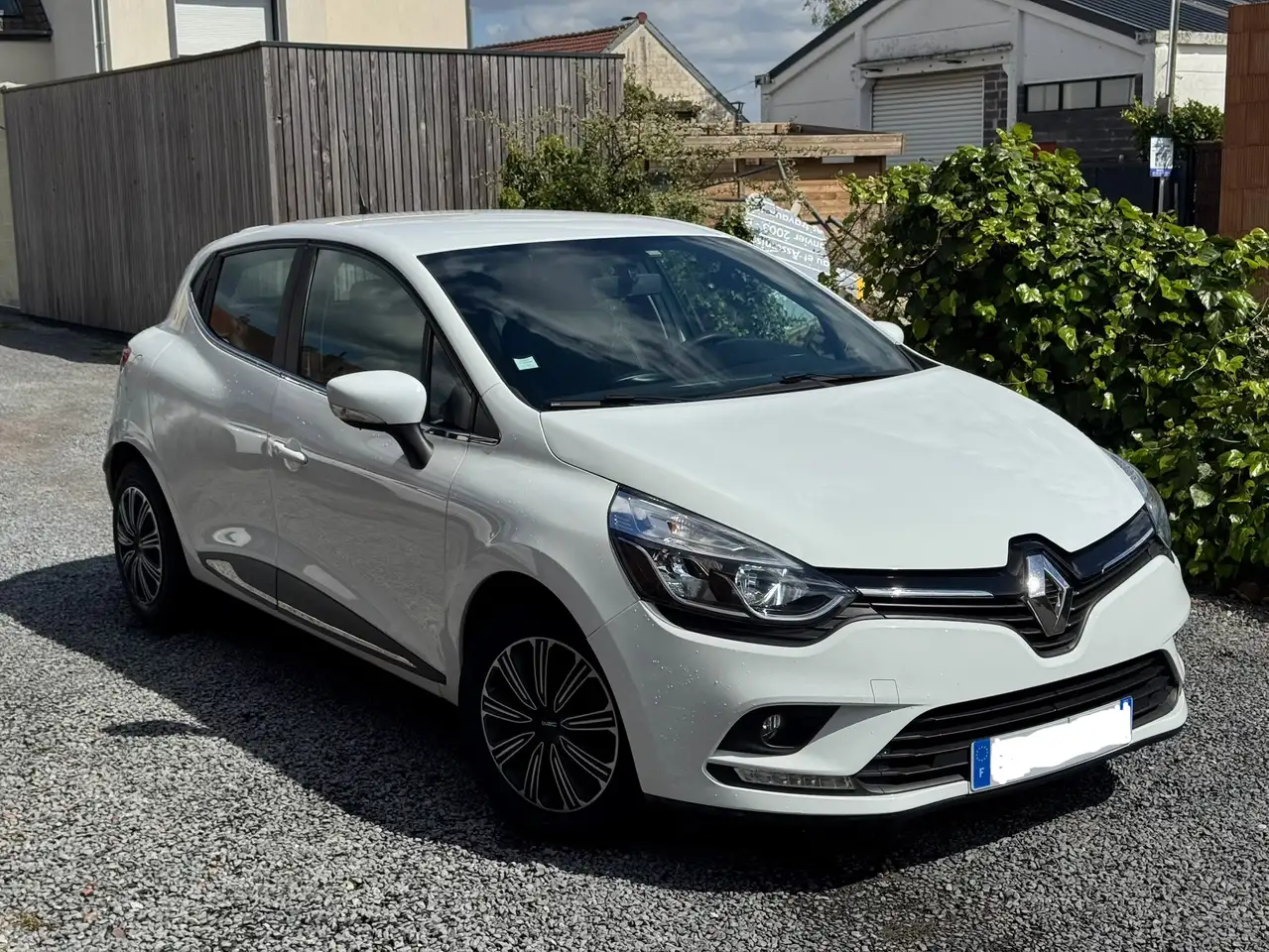 Renault Clio IV Phase 2 - 1.5 dCi - MÃCA NEUF - DIST