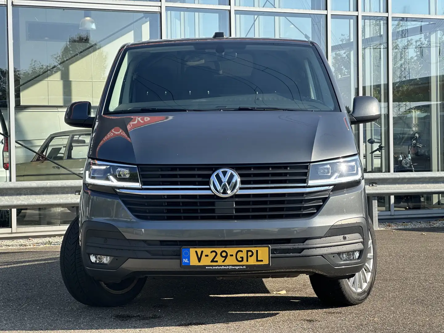 Volkswagen Transporter 2.0 TDI L1H1 Comfortline | Led | Navi | 18'' LM ve Gris - 2