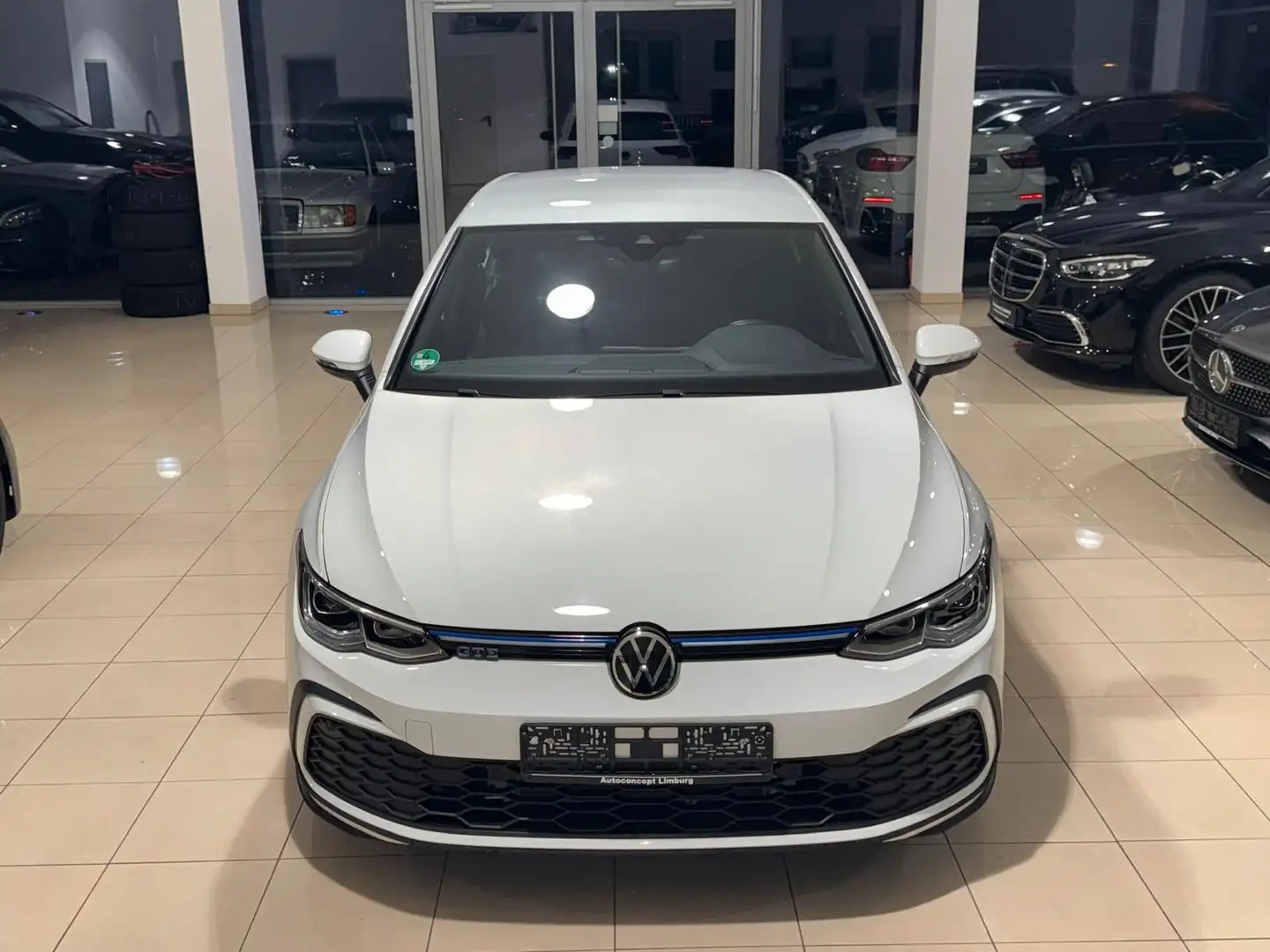 Volkswagen Golf 1.4 eHybrid OPF DSG GTE Weiß - 2