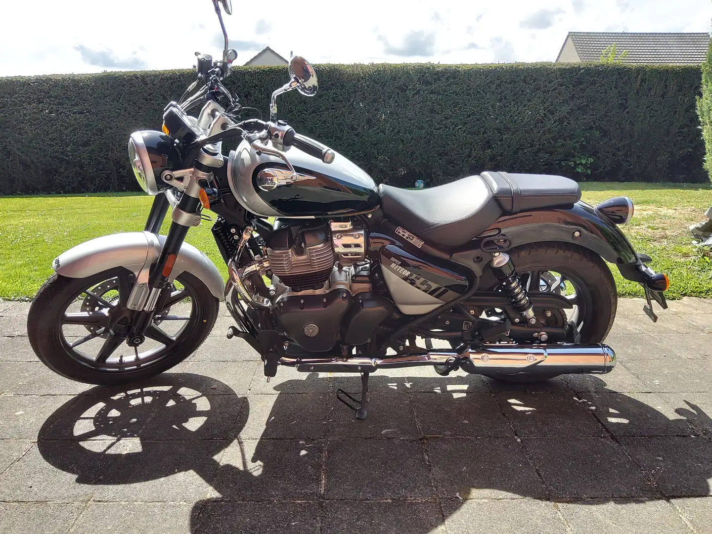 Royal Enfield Super Meteor 650 Interstellar grey Zwart - 1