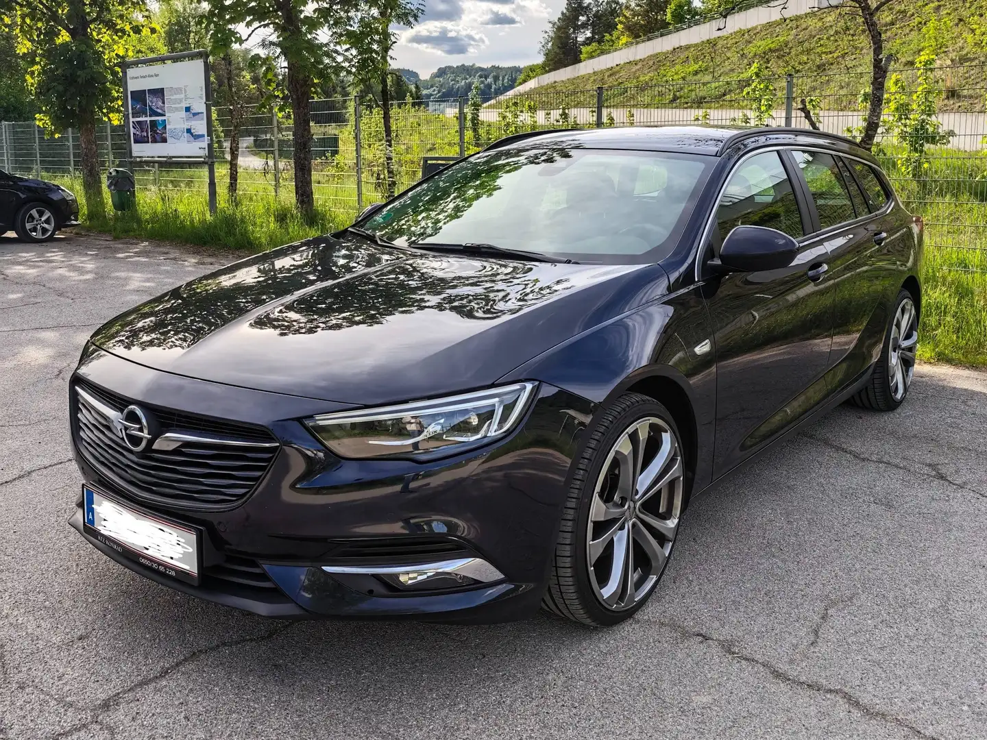 Opel Insignia Insignia ST 1,6 CDTI Blau - 1