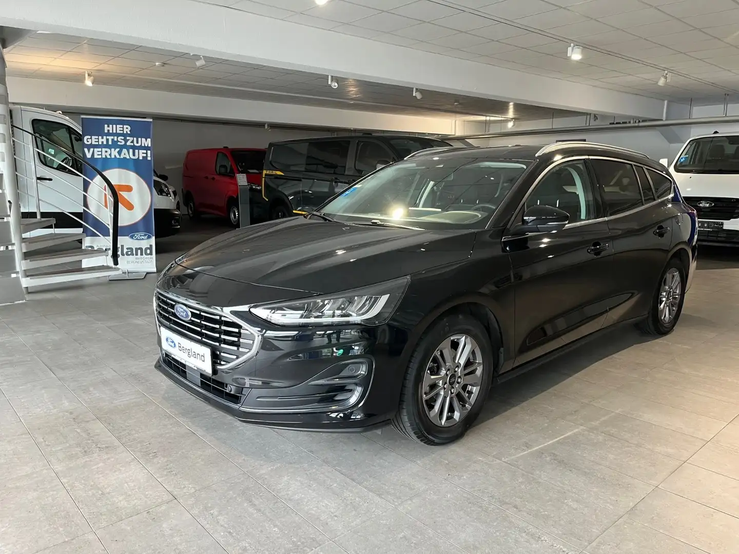 Ford Focus TITANIUM Turnier 1.0L Ecoboost 125PS Nero - 2