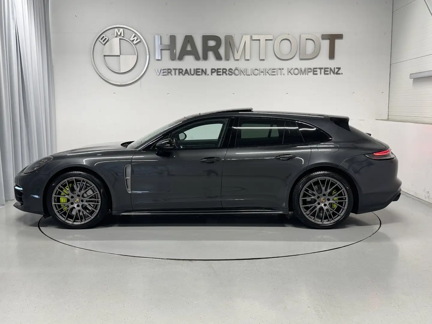 Porsche Panamera 4 E-Hybrid Grau - 2