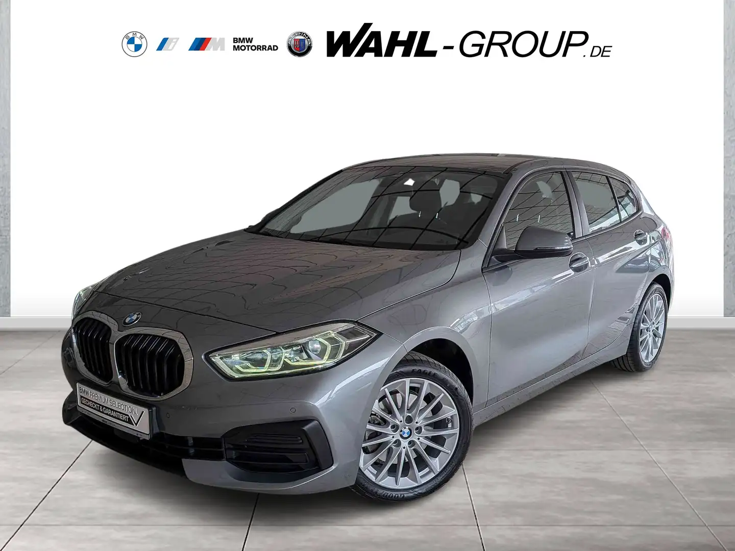 BMW 118 i ADVANTAGE DKG LC PROF LED GRA PDC HIFI DAB WLAN Grijs - 1