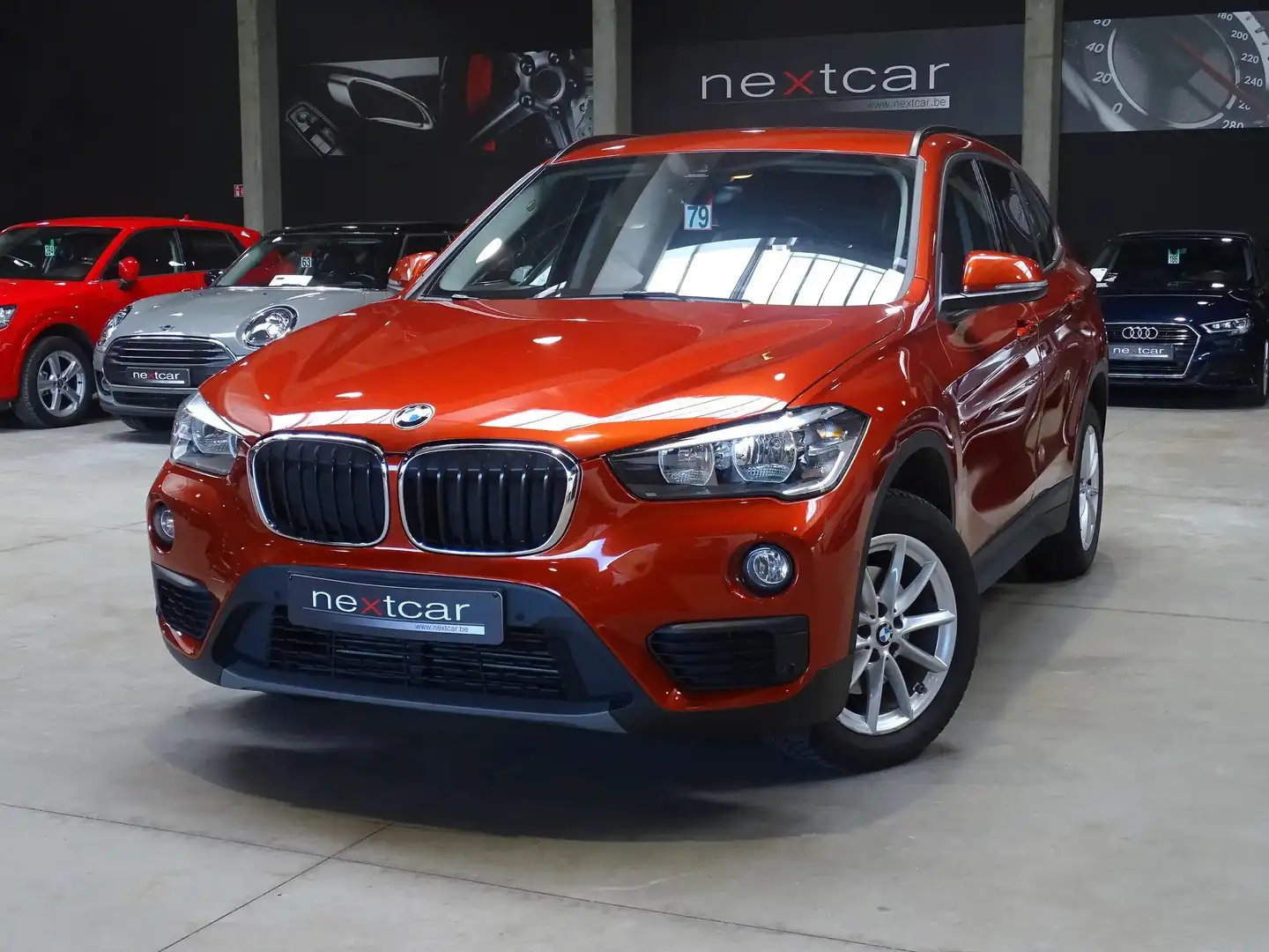 BMW X1 18dA SDrive ***NAVI-CRUISE-PARKING AV&AR*** Orange - 1