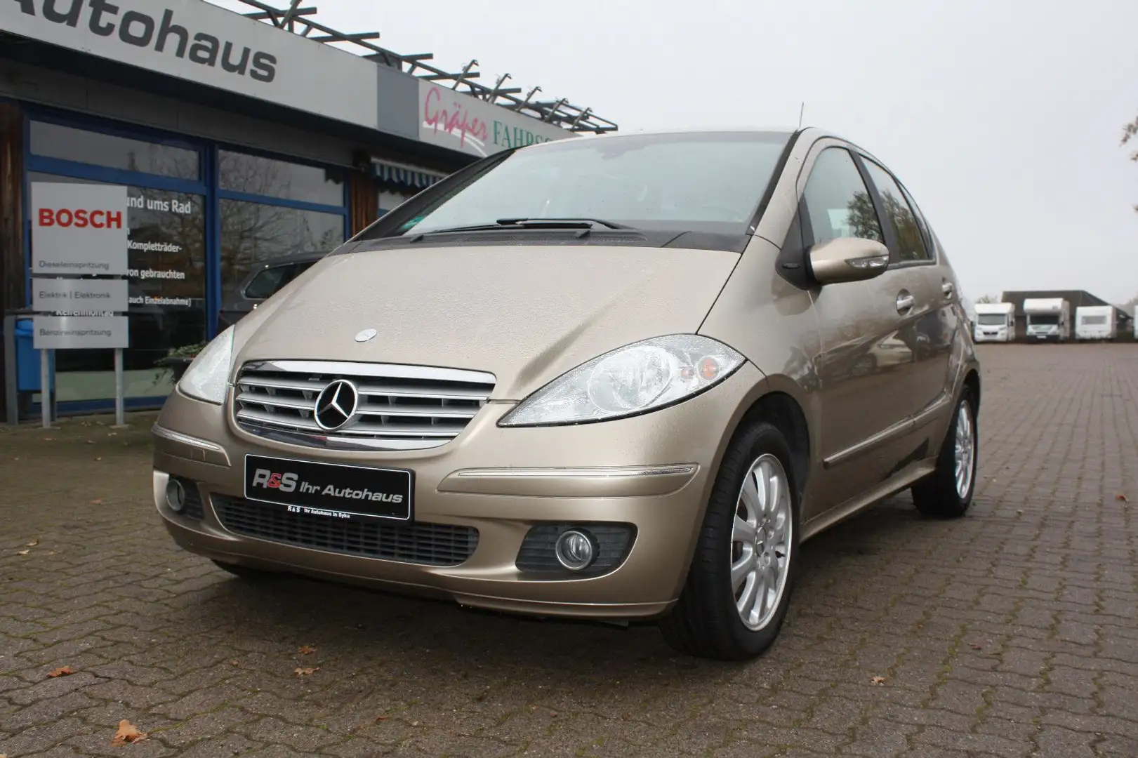 Mercedes-Benz A 200 A A 200 Gold - 1