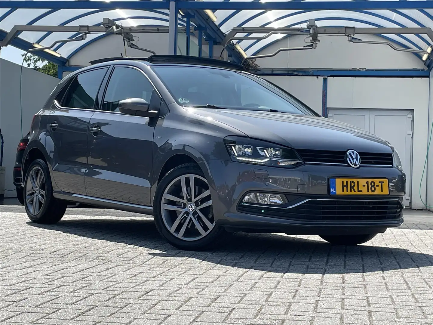 Volkswagen Polo 1.2 TSI Lounche 110PK / Pano / Led / Carplay / Sto Grigio - 2