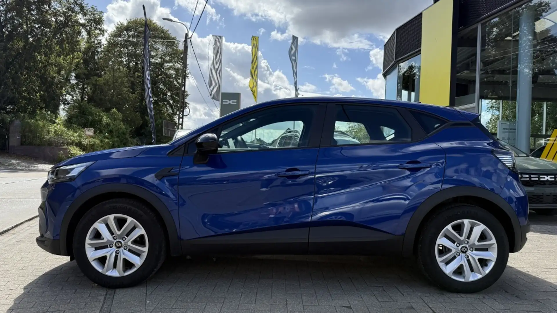 Renault Captur II 1.0 TCe 90 Evolution Blau - 2