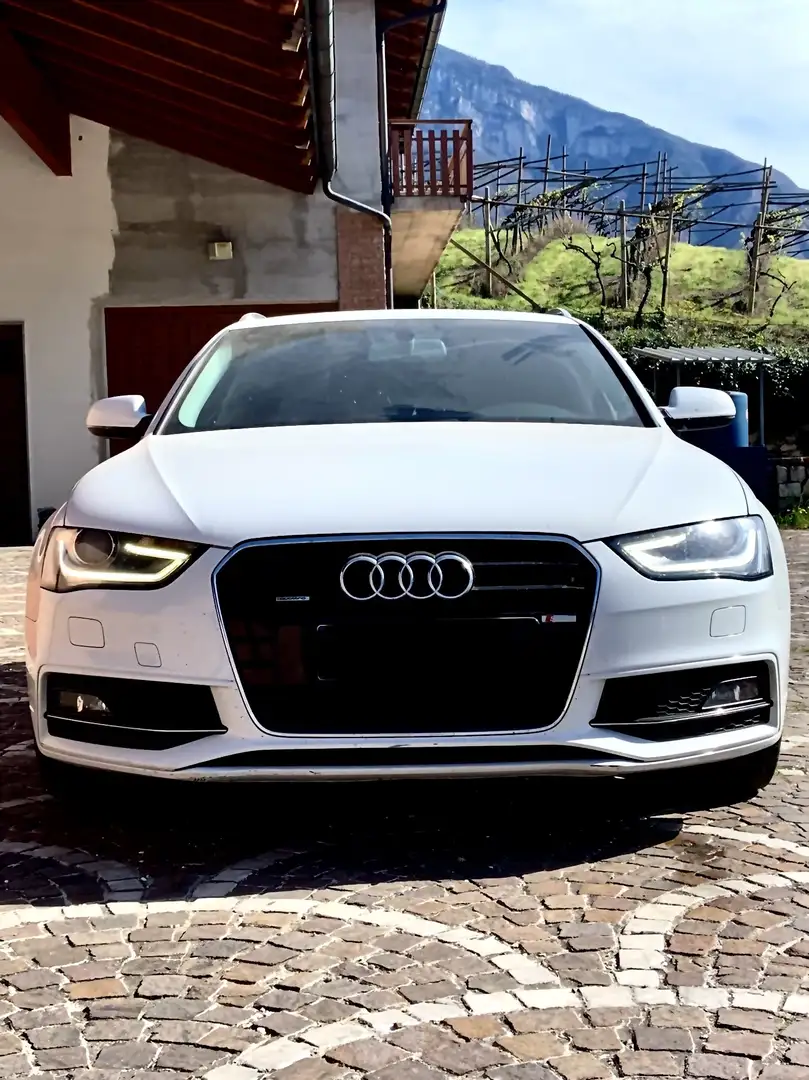 Audi A4 Avant 2.0 tdi Edition quattro 177cv s-tronic - 1