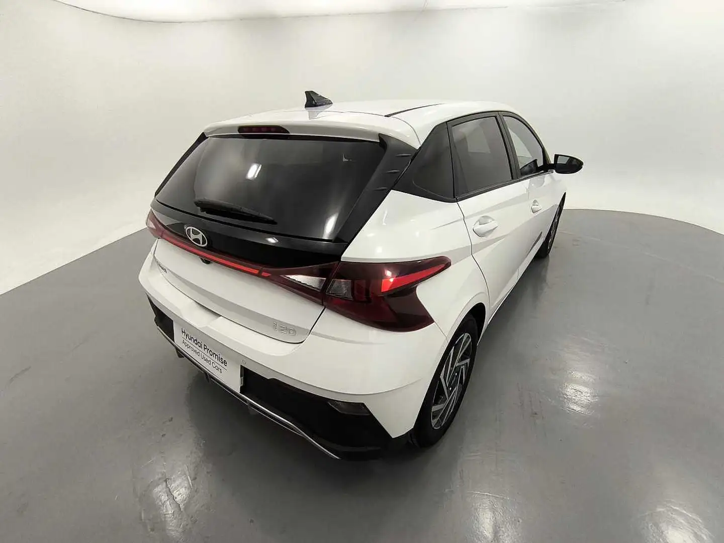 Hyundai i20 1.2 MPI Klass Blanc - 2