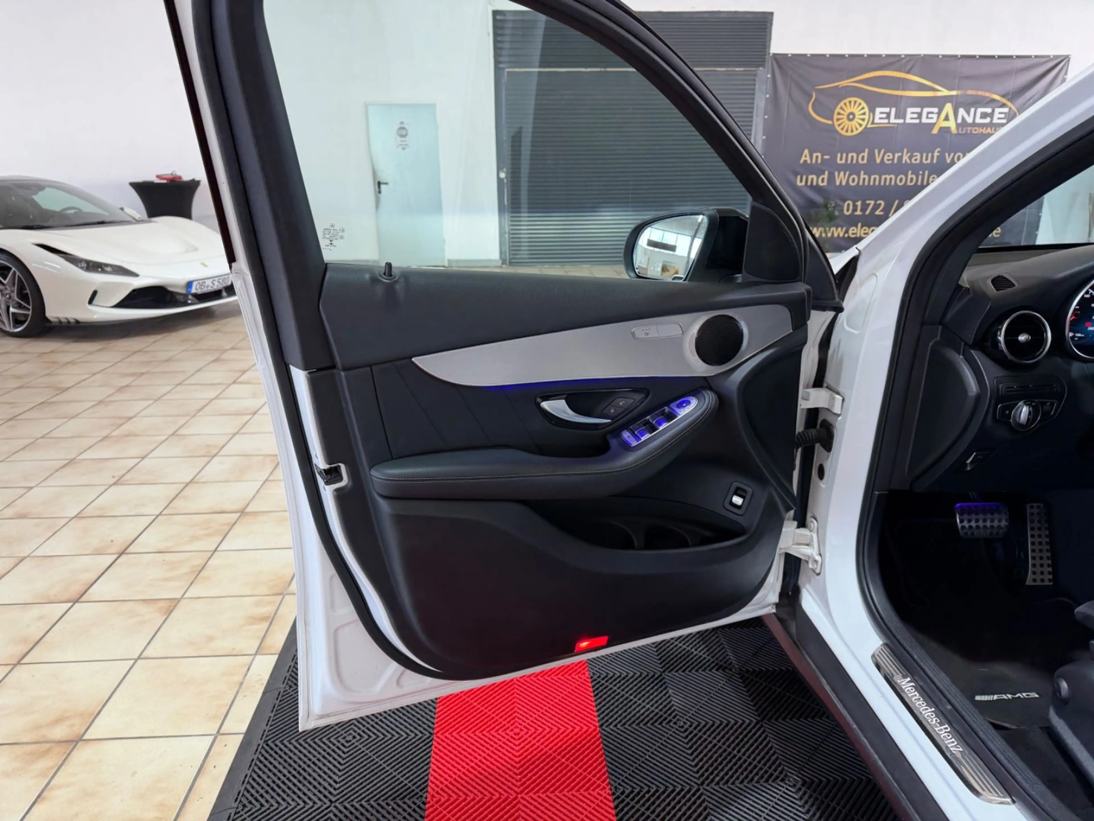 Mercedes-Benz GLC 200 4Matic*AMG-LINE*NIGHT-PAKET*KAMERA*AMBIE — photo 8
