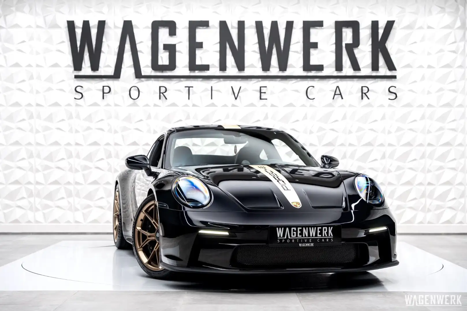Porsche 992 GT3 Touring PDK 18-WEGE LIFT BOSE CHRONO GANZLEDER Noir - 1