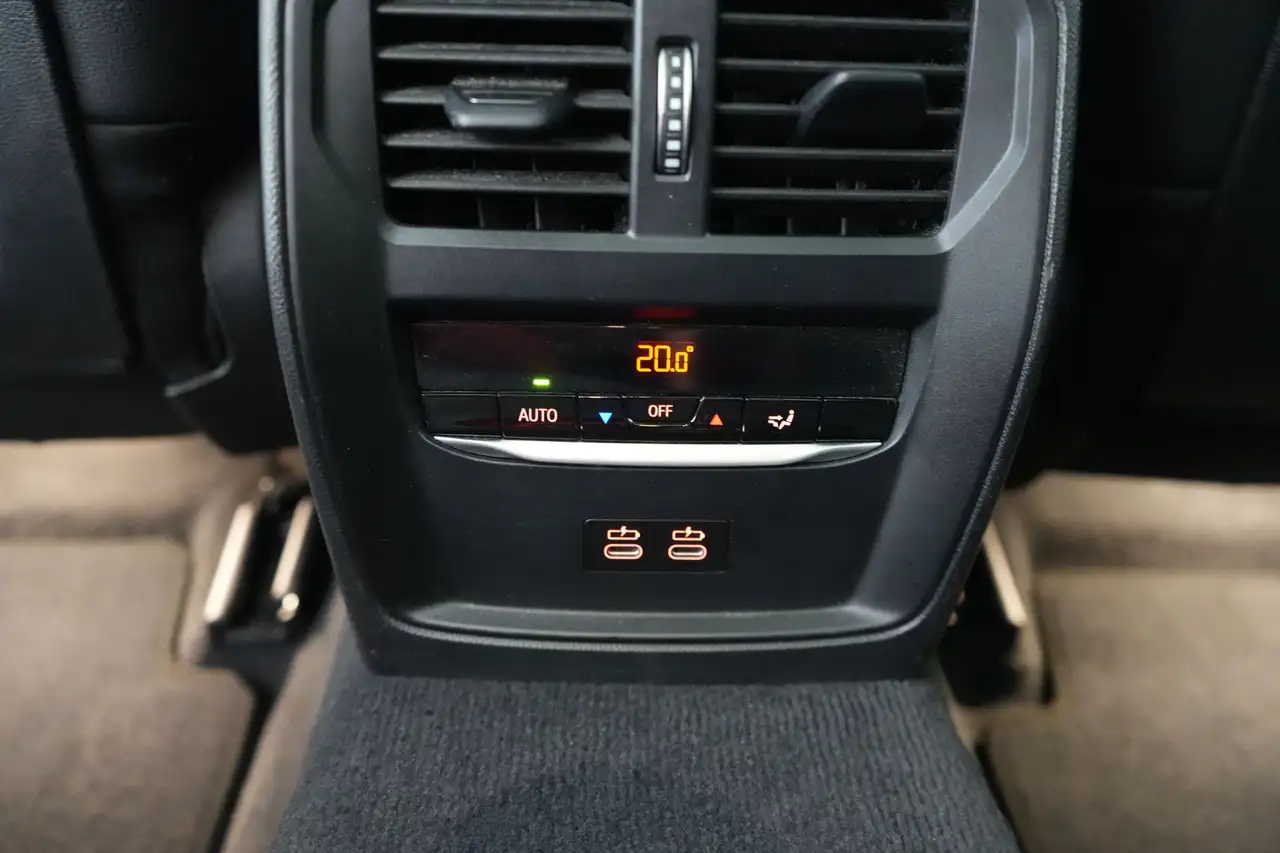 BMW 330 3 Touring 330e PHEV xDrive LEDER/CUIR LED GPS PDC, миниатюра 30