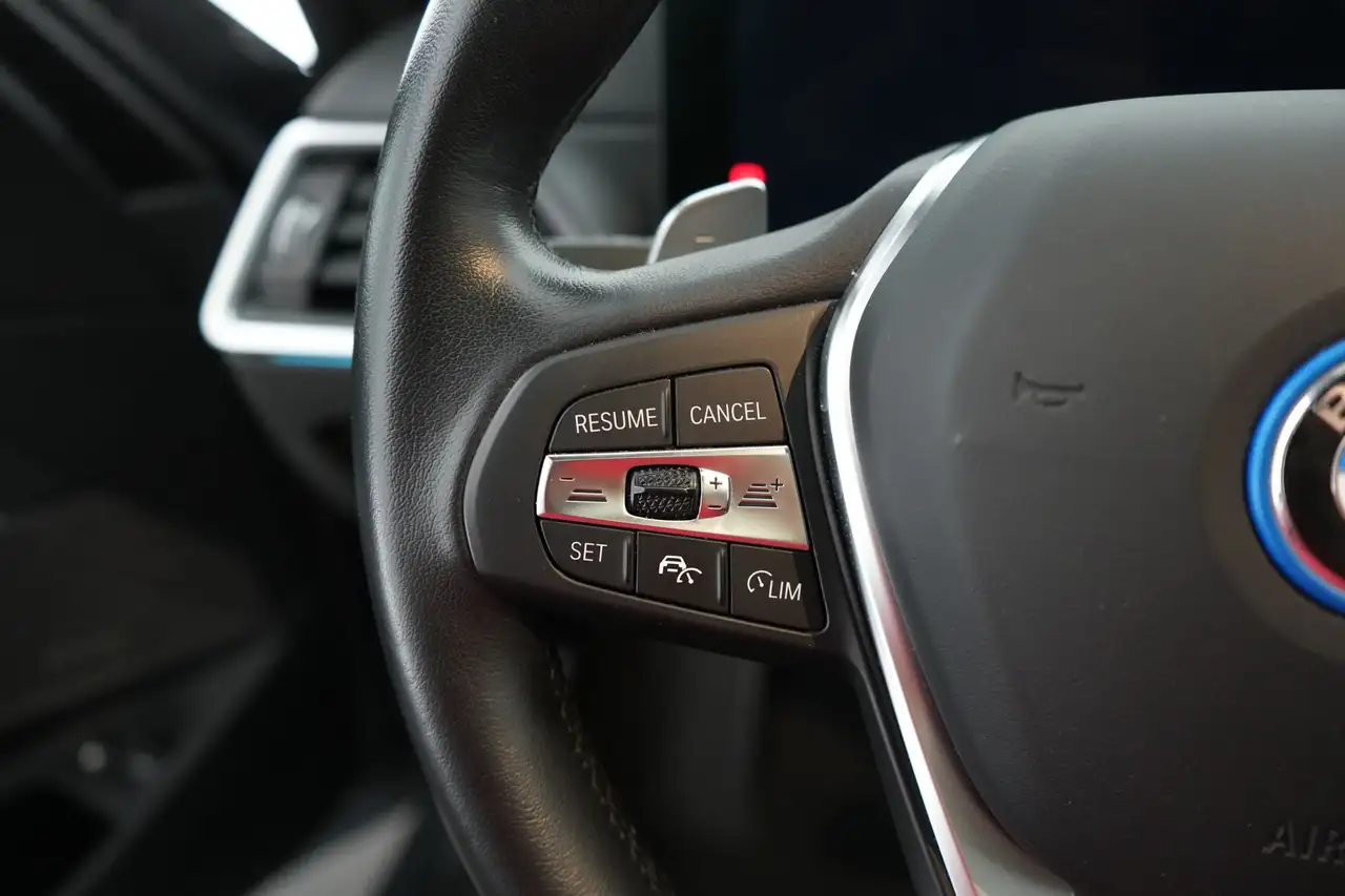 BMW 330 3 Touring 330e PHEV xDrive LEDER/CUIR LED GPS PDC, миниатюра 25