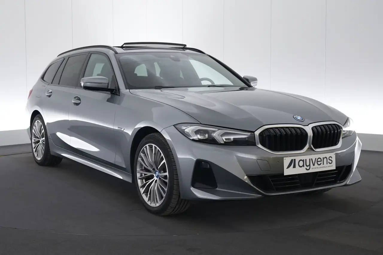 BMW 330 3 Touring 330e PHEV xDrive LEDER/CUIR LED GPS PDC, миниатюра 3