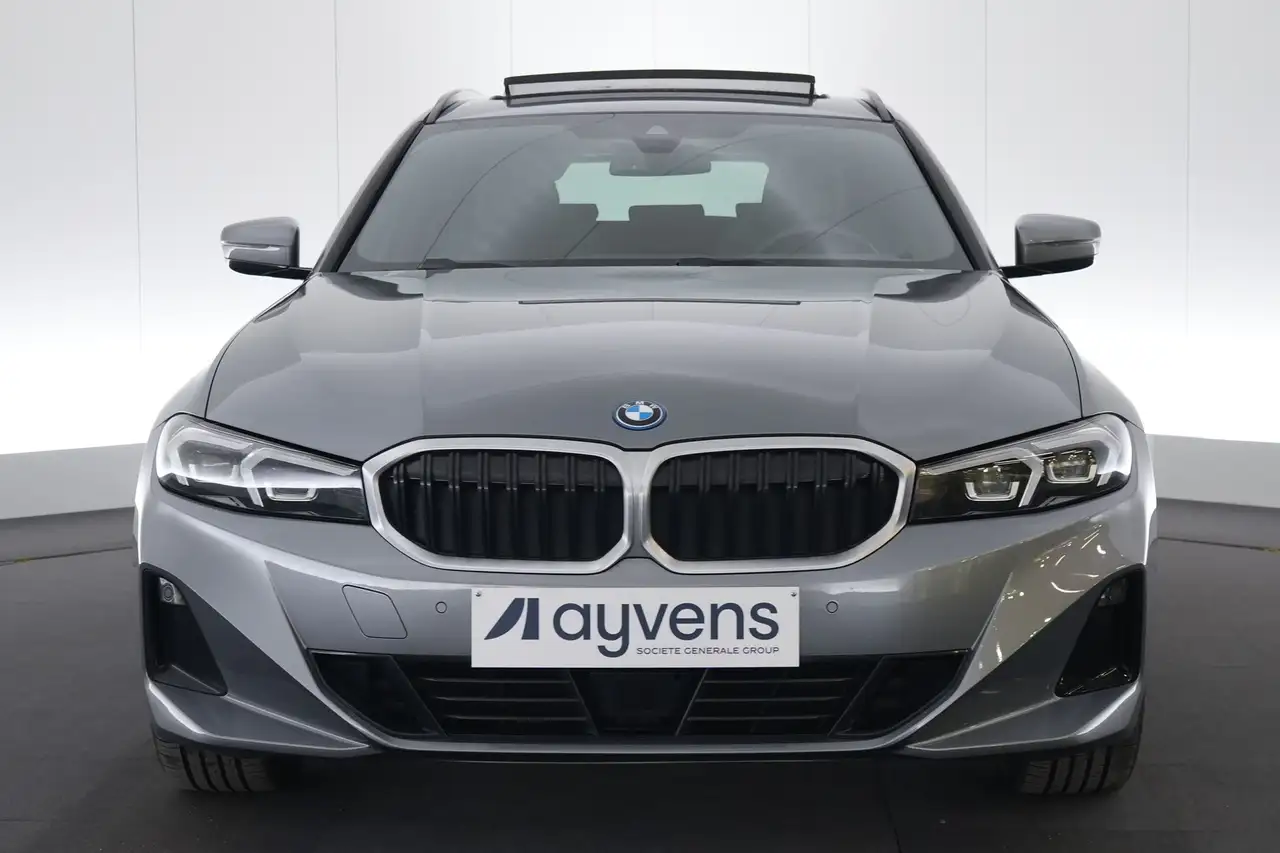 BMW 330 3 Touring 330e PHEV xDrive LEDER/CUIR LED GPS PDC, миниатюра 2