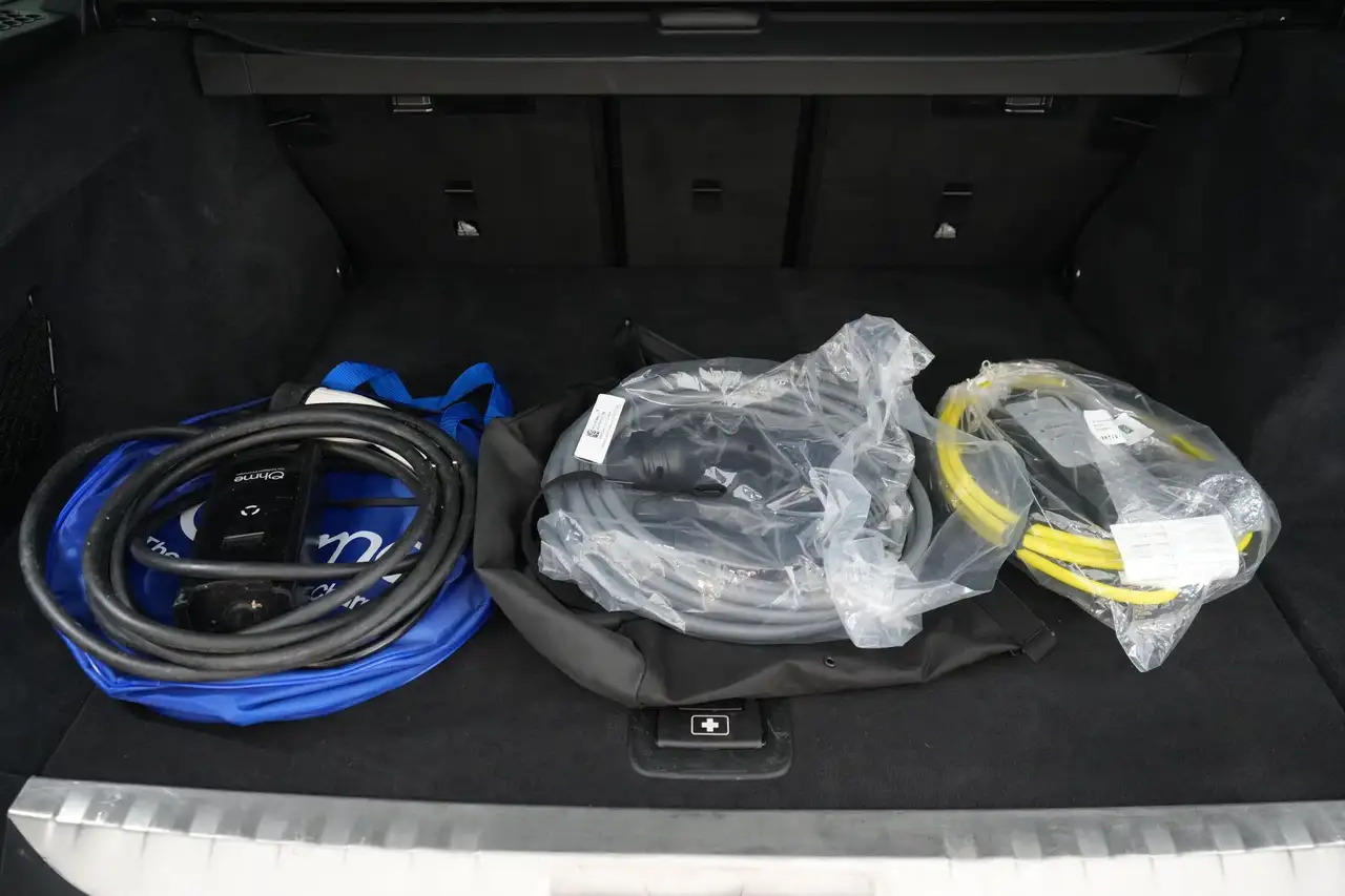 BMW 330 3 Touring 330e PHEV xDrive LEDER/CUIR LED GPS PDC, миниатюра 23