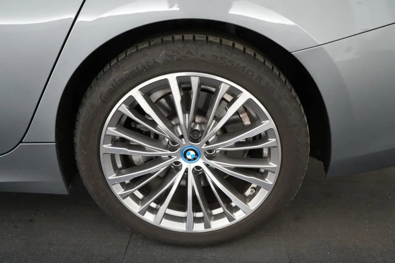 BMW 330 3 Touring 330e PHEV xDrive LEDER/CUIR LED GPS PDC, миниатюра 19