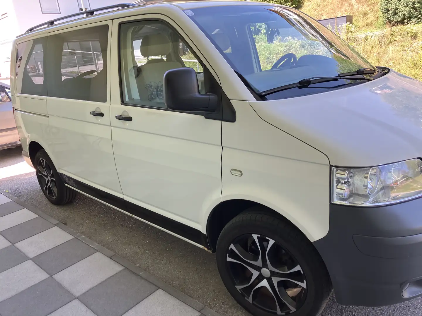 Volkswagen T5 Caravelle 2,5 TDI D-PF - 2