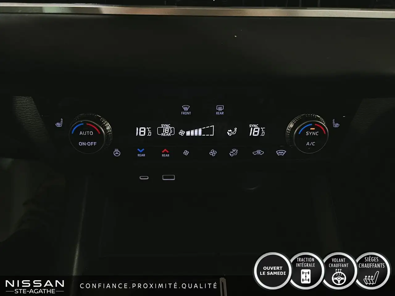 Mitsubishi Outlander снимка Mitsubishi Outlander