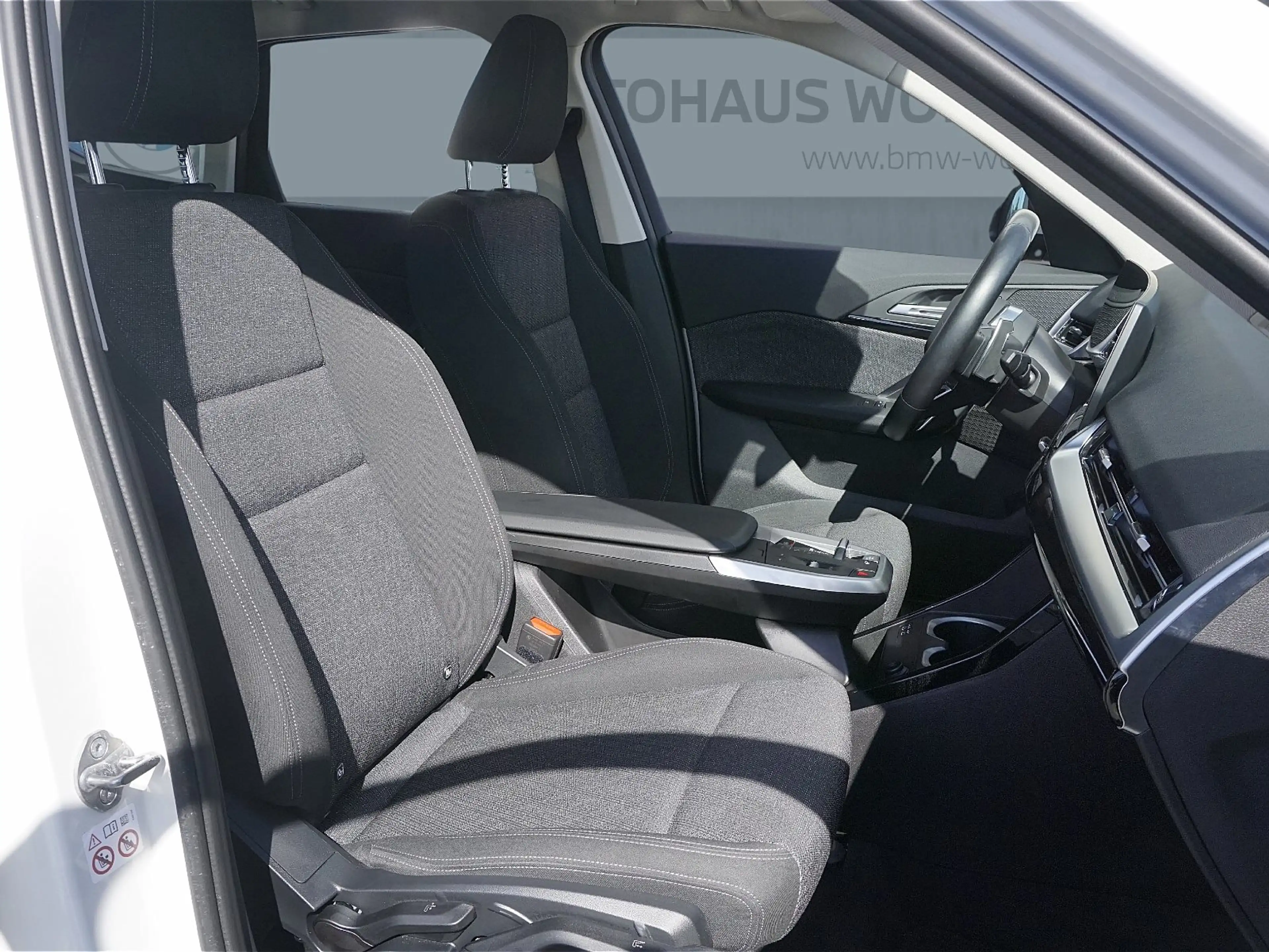 BMW X1 sDrive20i Advantage Head-Up+Navi+Kamera+Apple — photo 9