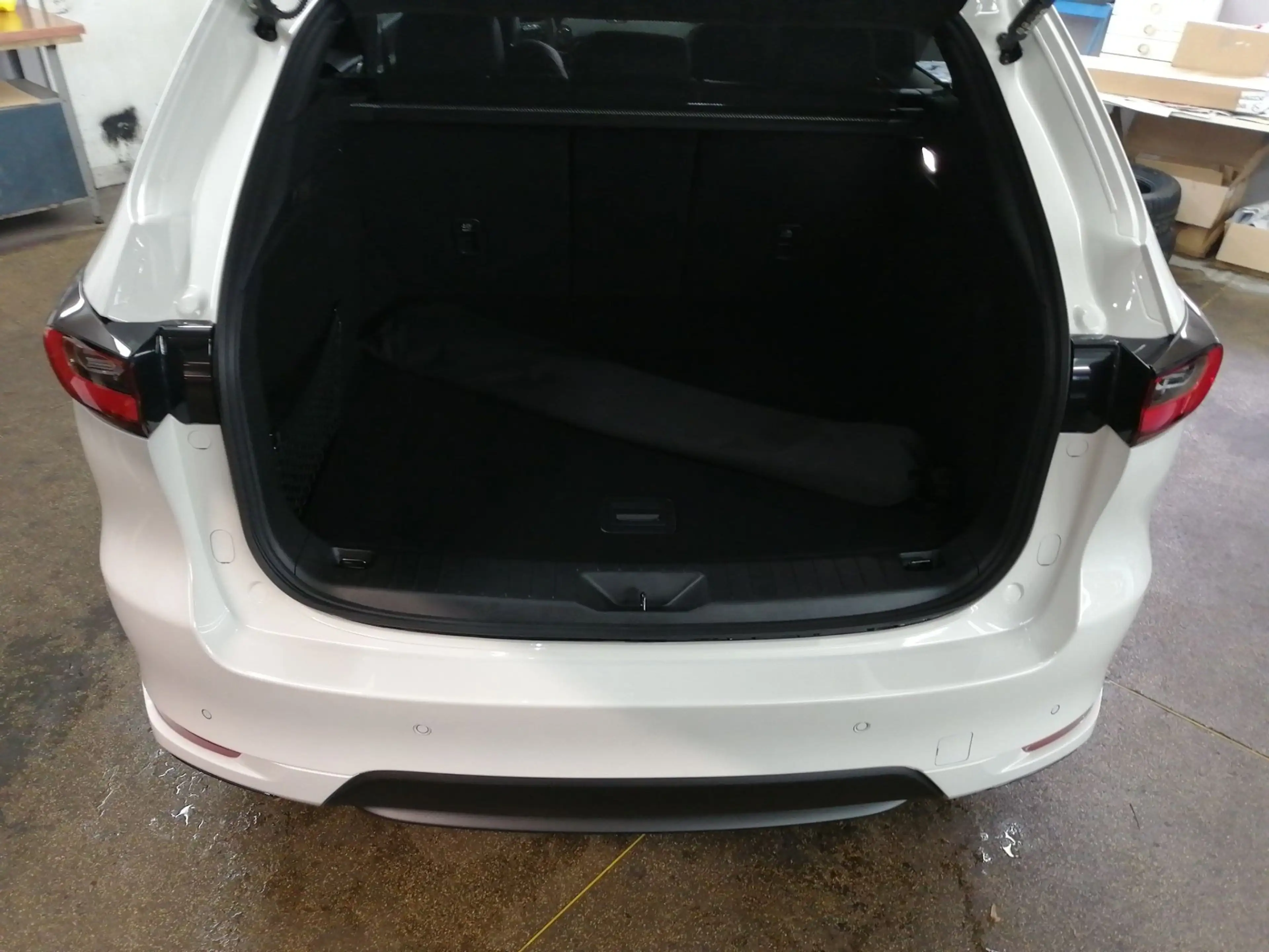 Mazda CX-60 2.5L PHEV AWD HOMURA P. Vollausstattung — photo 12