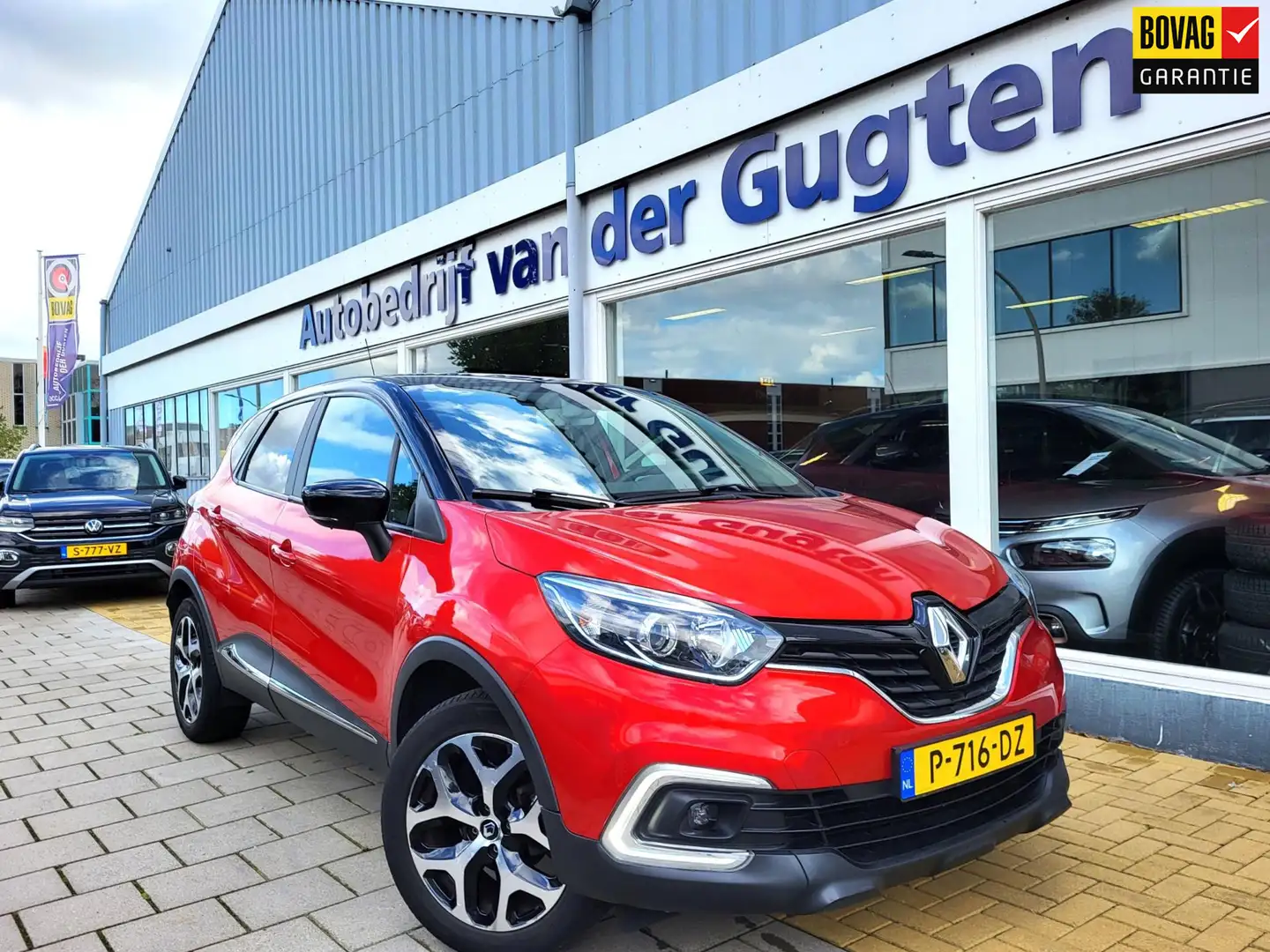 Renault Captur 0.9 TCe Life / Stoelverwarming / 52.000 / Trekhaak Rood - 1