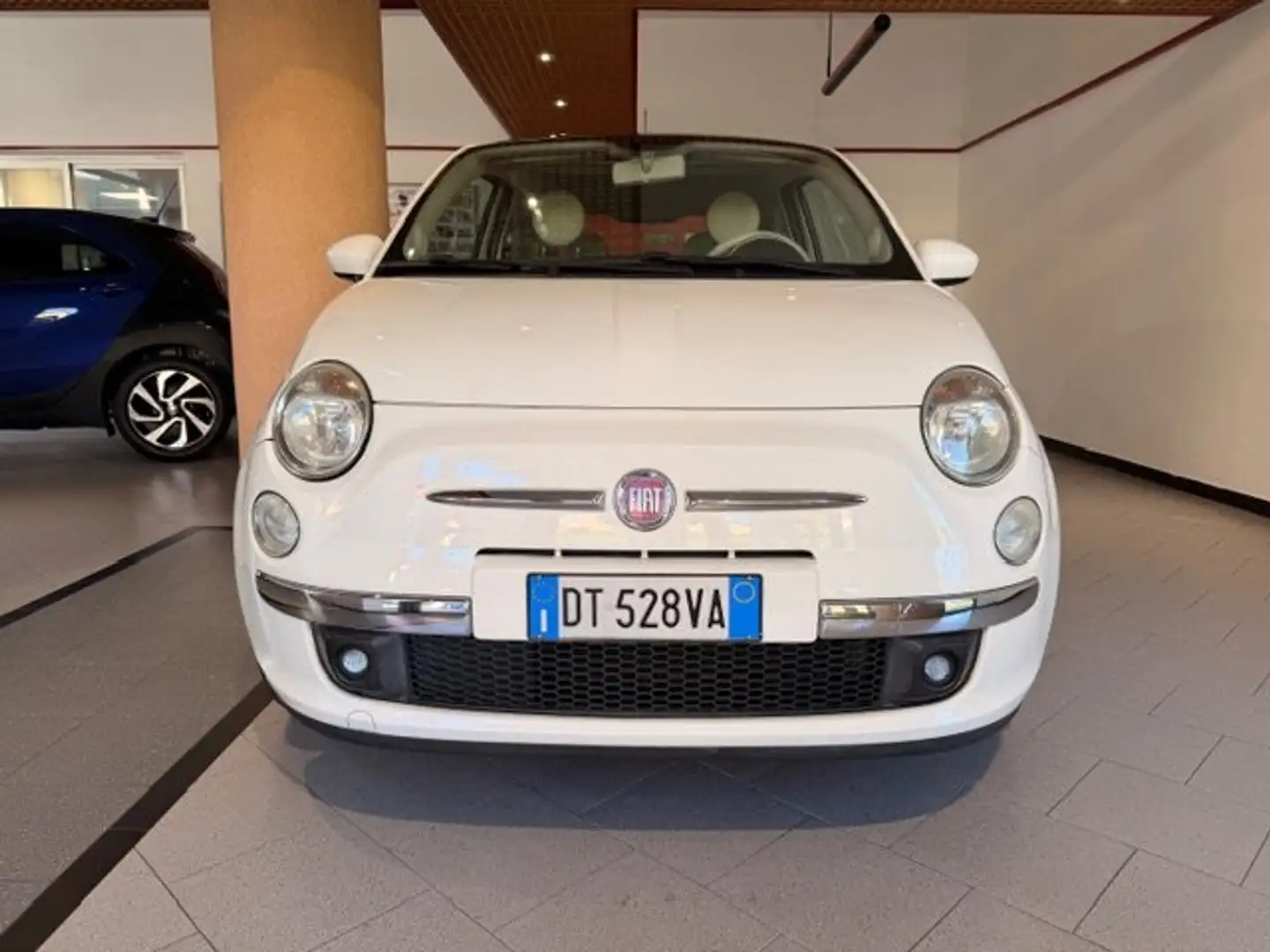 Fiat 500 1.2 Lounge 69cv CAMBIO AUTOMATICO Weiß - 2