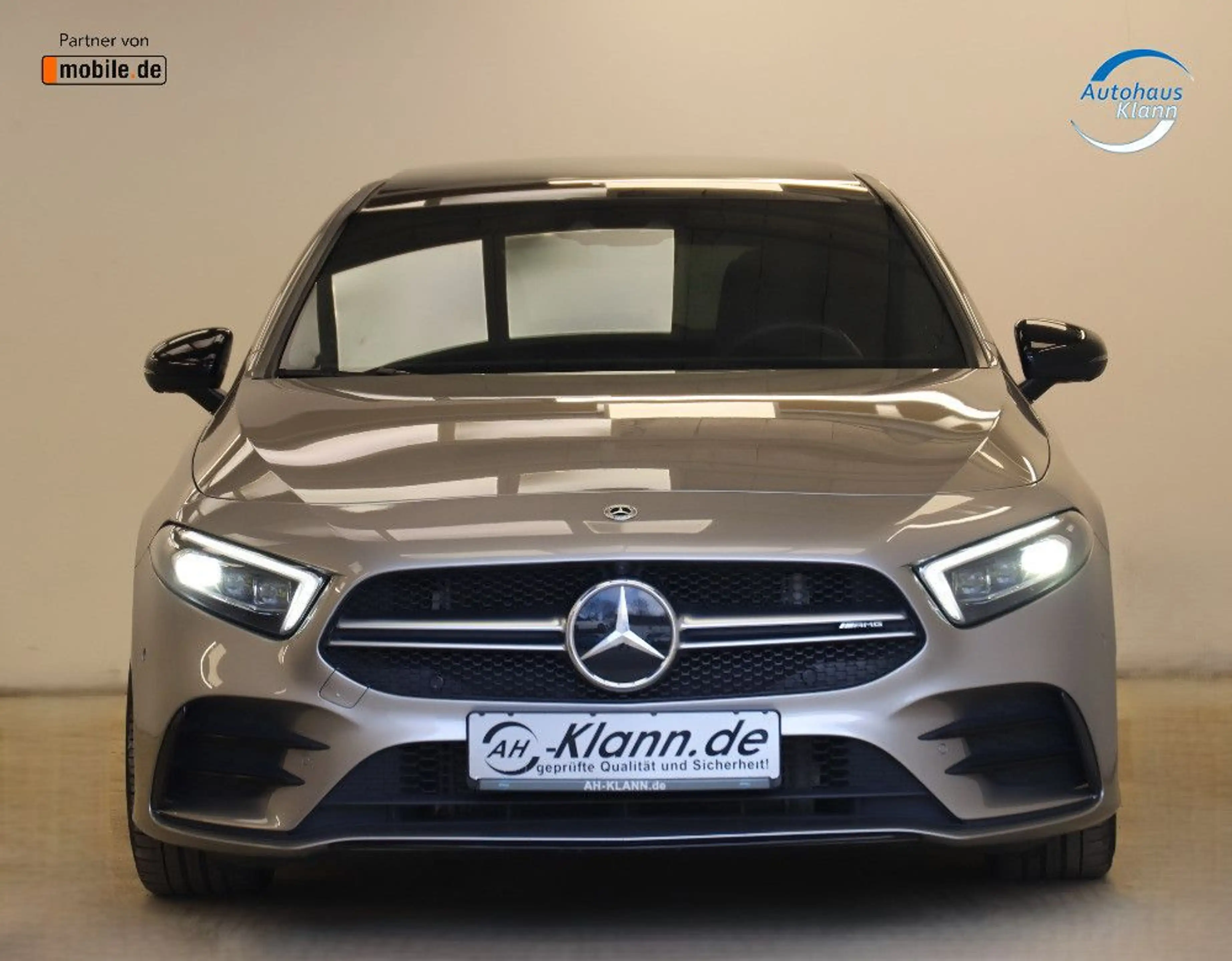 Mercedes-Benz A 35 AMG 306PS 7G 4Matic Burmester Pano HUD — photo 2