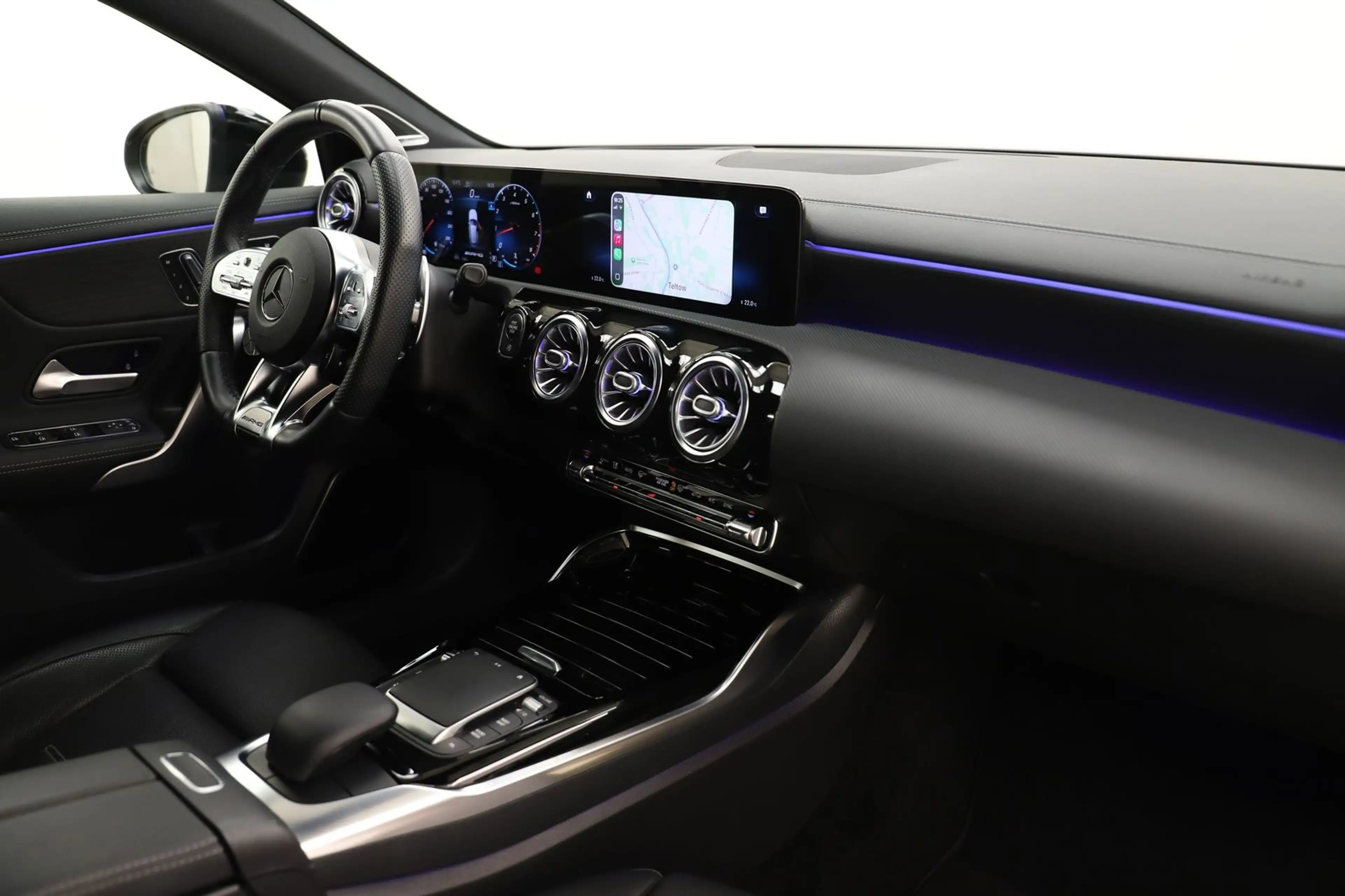 Mercedes-Benz A 35 AMG 306PS 7G 4Matic Burmester Pano HUD — photo 15