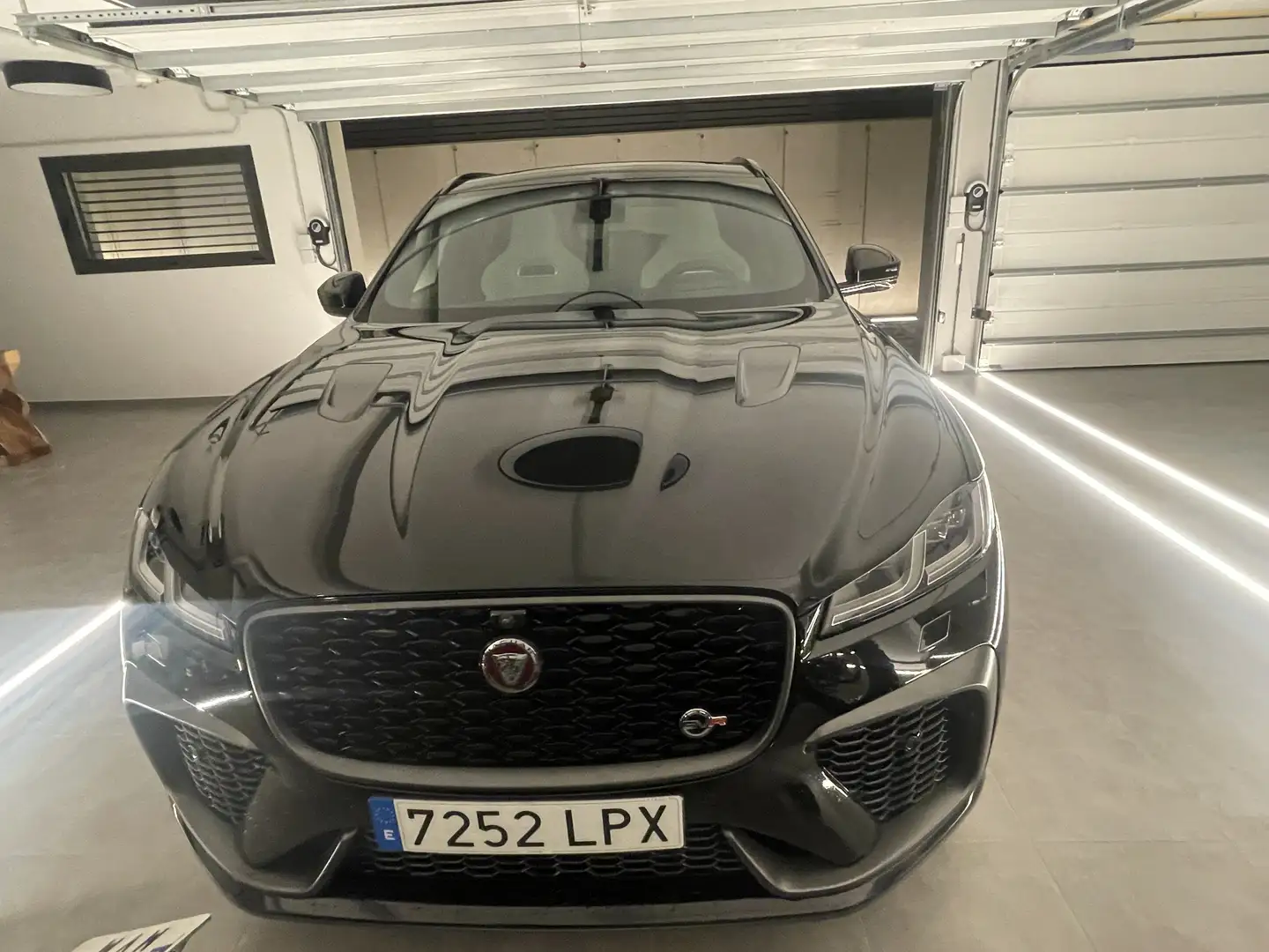 Jaguar F-Pace 5.0 V8 SVR Aut. AWD 550 - 1