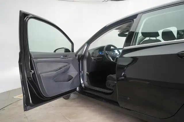 Volkswagen Golf view 12