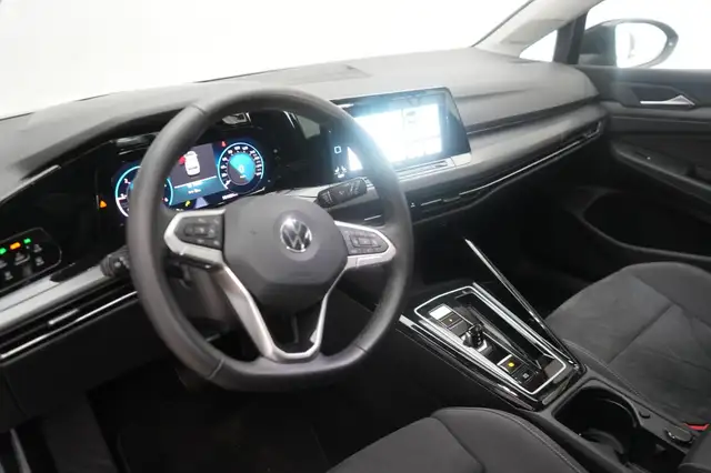 Volkswagen Golf view 13