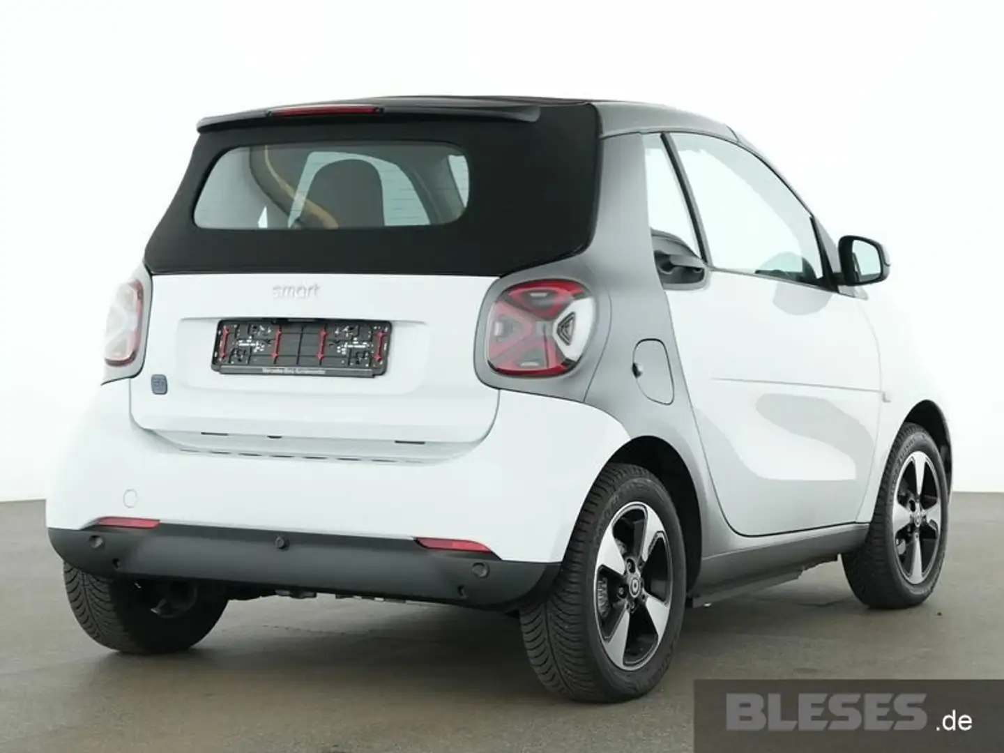 smart forTwo EQ fortwo cabrio Exclusive Plus+22kW+Kamera+LED BC Blanco - 2
