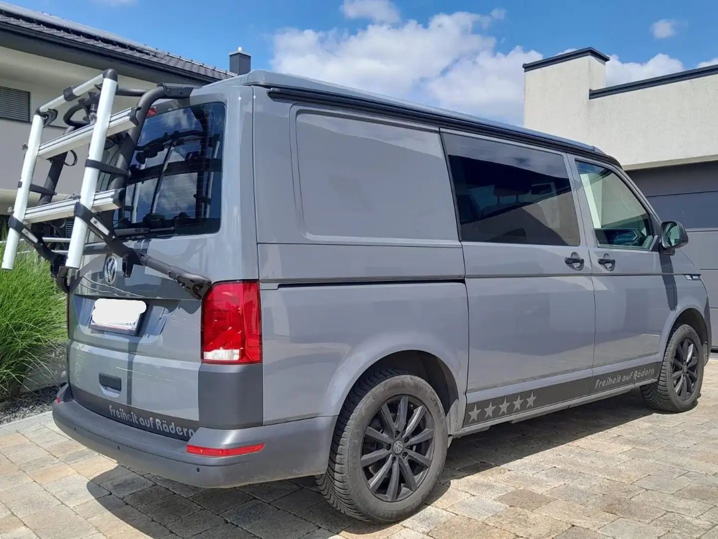 Volkswagen T6.1 Transporter Vollausgestatteter Camper mit Schlafdach Gris - 2