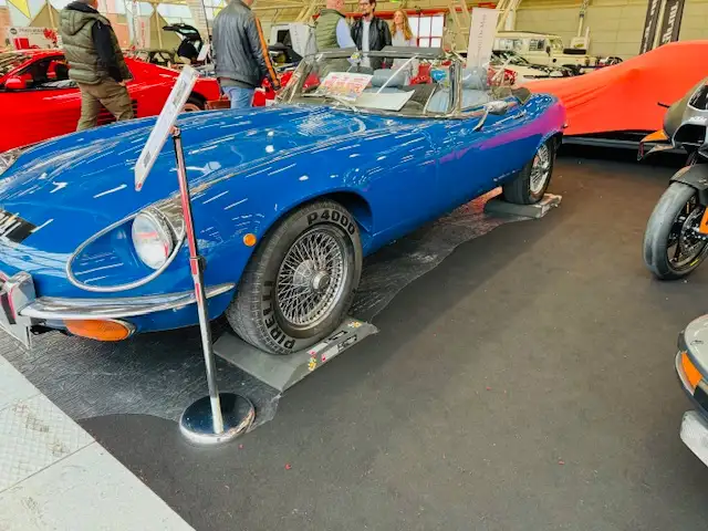 Jaguar E-Type 5.3 V12 CABRIO AUTOMATICA HERITAGE