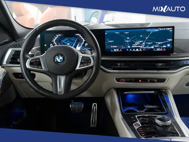 BMW X6 view 11