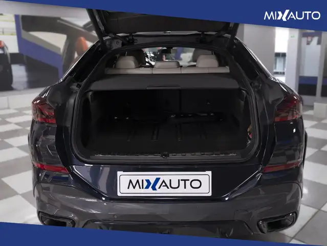 BMW X6 view 7
