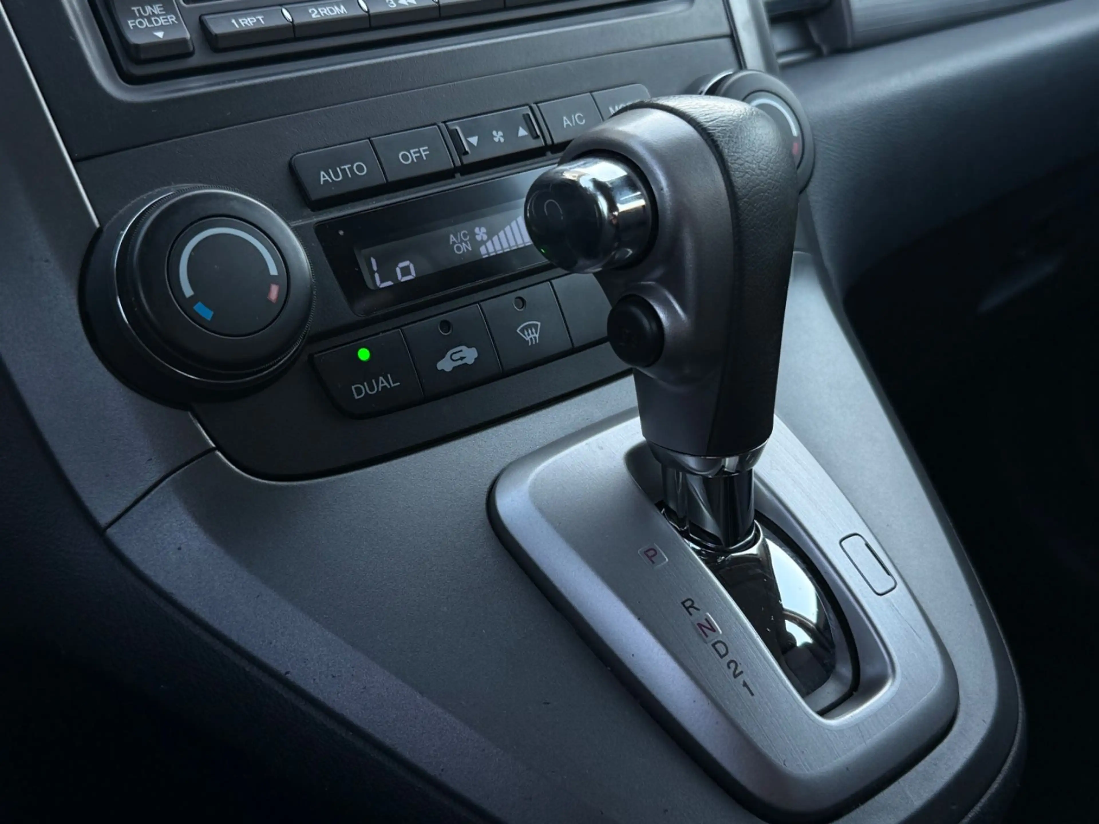 Honda CR-V 2.0i Elegance AUTOMATIK! AHK! NAVI! KAMERA! — photo 15