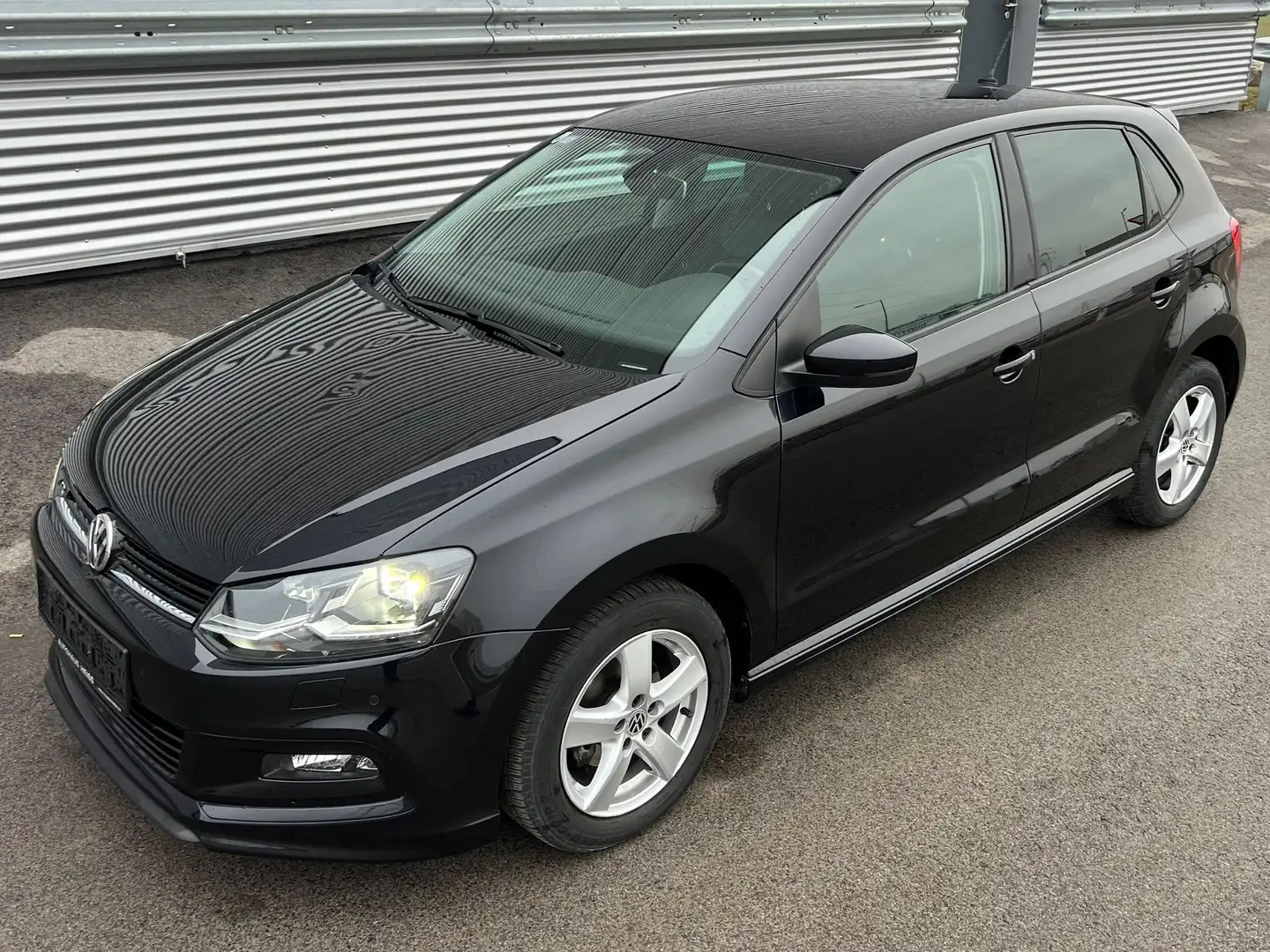 Volkswagen Polo R-Line 1,0 BMT ID:23 Schwarz - 1