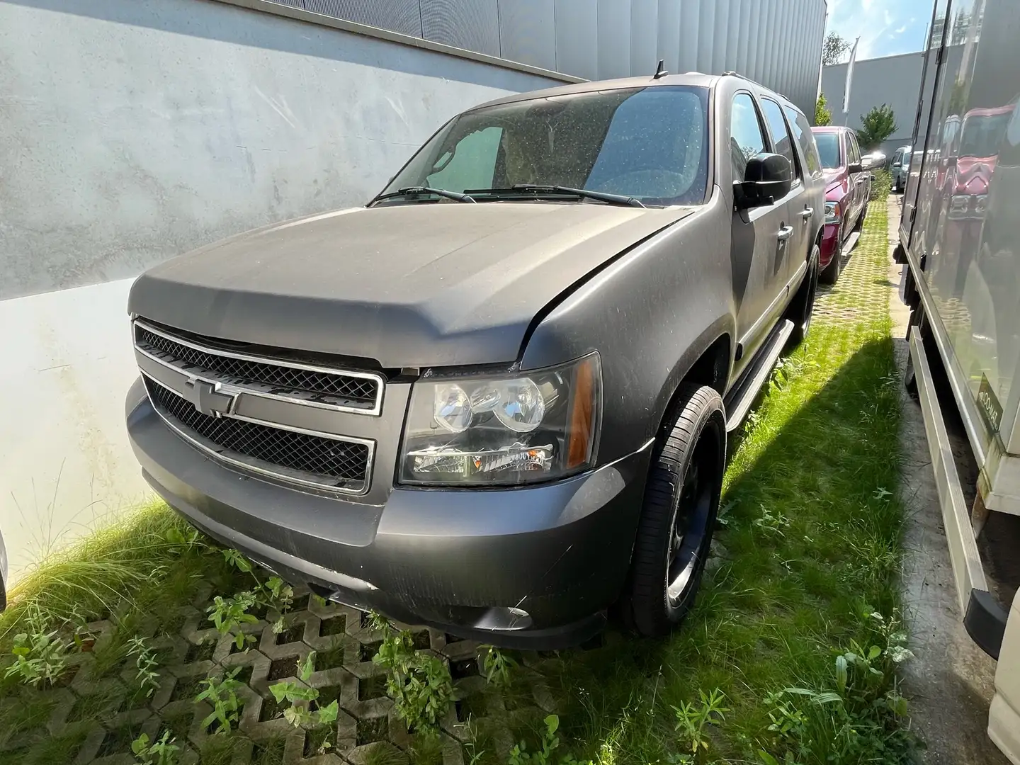 Chevrolet Egyéb Suburban 5.3L V8 Szürke - 1
