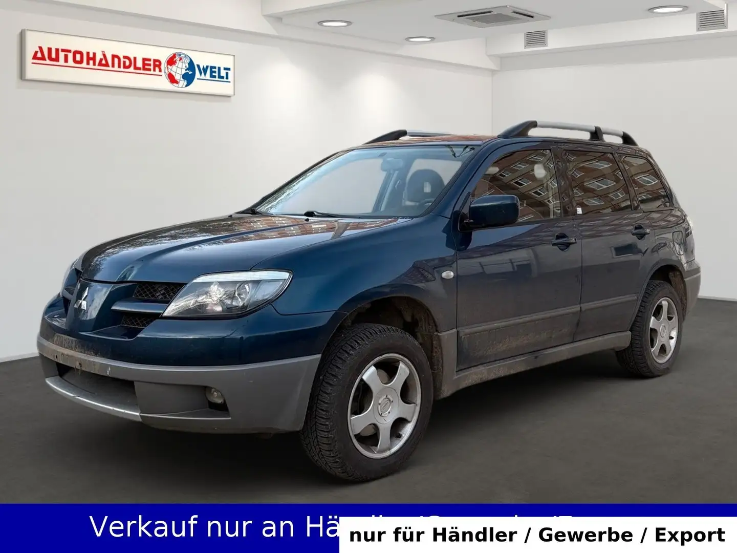 Mitsubishi Outlander 2.0 Sport 4x4 Klimaautomatik SHZ AHK Blau - 1